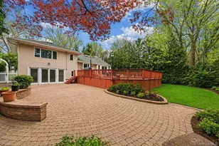 35 Hilldale Rd, Albertson, NY 11507 - Photo 19