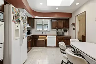 162-12 88th St, Howard Beach, NY 11414 - Photo 11