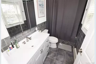 32 Lagoon Place, East Islip, NY 11730 - Photo 23