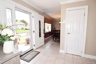 32 Lagoon Pl, East Islip, NY 11730 - Photo 15