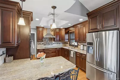 2489 Eileen Road, Oceanside, NY 11572 - Photo 7