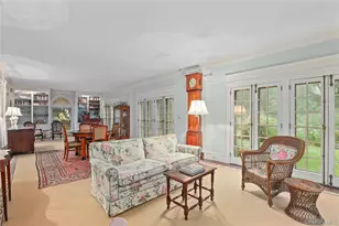328 McLain St, Bedford Hills, NY 10507 - Photo 9