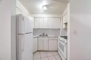 159-44 Normal Rd, Jamaica, NY 11432 - Photo 13