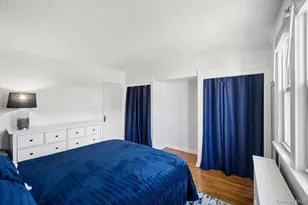 60-56 69th Ln, Maspeth, NY 11378 - Photo 17
