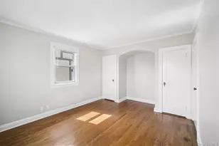 60-56 69th Ln, Maspeth, NY 11378 - Photo 23