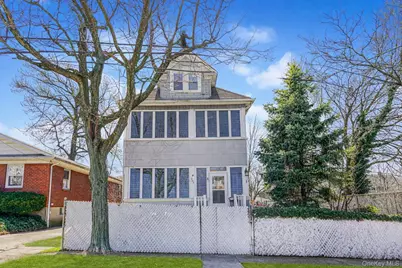 202 Dixon Avenue, New York, NY 10303 - Photo 1