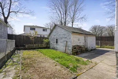 202 Dixon Avenue, New York, NY 10303 - Photo 35