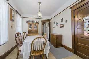 202 Dixon Ave, New York, NY 10303 - Photo 19