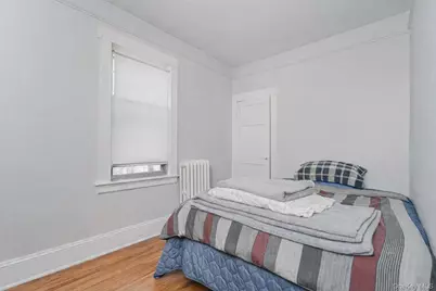 202 Dixon Avenue, New York, NY 10303 - Photo 9