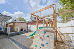 32-02 Murray Ln, Flushing, NY 11354 - Photo 33