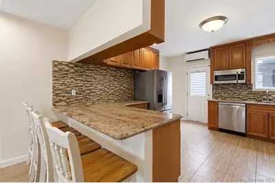 550 Cross Bay Boulevard, Broad Channel, NY 11693 - Photo 9