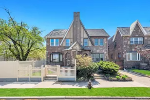 164-26 Grand Central Pkwy, Jamaica, NY 11432 - Photo 1
