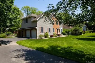 25 Evergreen Avenue, Poughkeepsie, NY 12601 - Photo 3