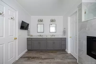 25 Evergreen Avenue, Poughkeepsie, NY 12601 - Photo 21