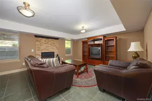 25 Evergreen Ave, Poughkeepsie, NY 12601 - Photo 33