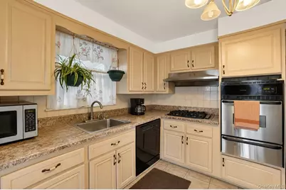 100 Sumner Avenue, Yonkers, NY 10704 - Photo 11