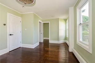 34 Woodland Ave, Poughkeepsie, NY 12603 - Photo 21