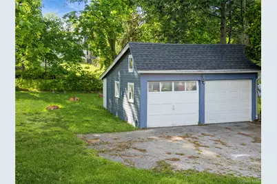 34 Woodland Avenue, Poughkeepsie, NY 12603 - Photo 39