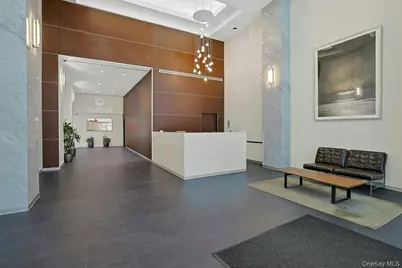 4 Martine #421, White Plains, NY 10606 - Photo 3