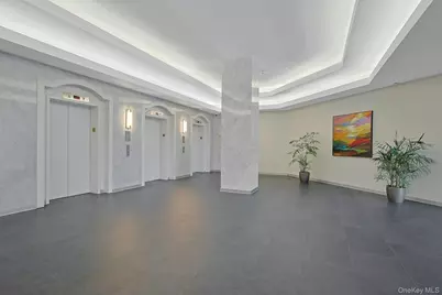 4 Martine #421, White Plains, NY 10606 - Photo 7