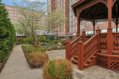 4 Martine #421, White Plains, NY 10606 - Photo 9