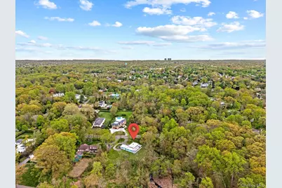 107 Wildwood Road, Great Neck, NY 11024 - Photo 3