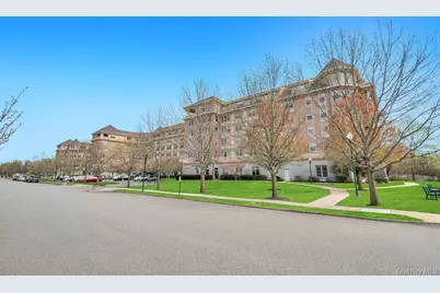 300 E Overlook #240, Port Washington, NY 11050 - Photo 13