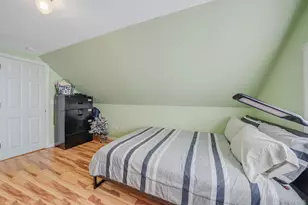 82 E Seacrest Ave, Lindenhurst, NY 11757 - Photo 19