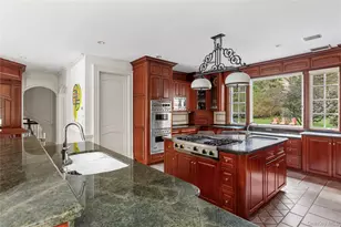 38 Ormond Park Rd, Brookville, NY 11545 - Photo 17