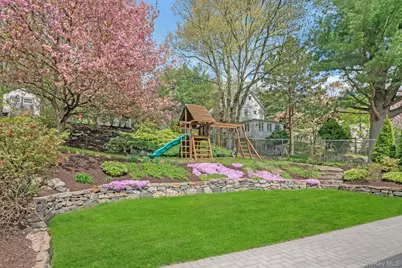 199 Taxter Road, Irvington, NY 10533 - Photo 3