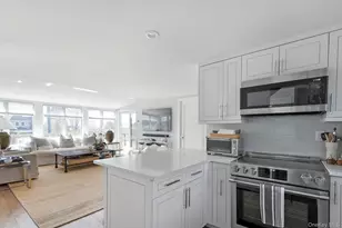 23 Landing Ln, Southampton, NY 11968 - Photo 3