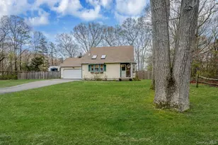 248 Revilo Ave, Shirley, NY 11967 - Photo 3