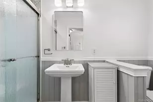 680 Westview Dr, Mattituck, NY 11952 - Photo 13