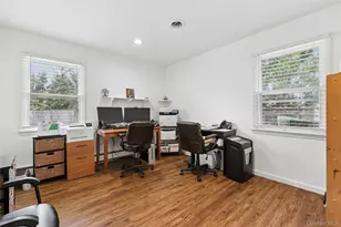 680 Westview Dr, Mattituck, NY 11952 - Photo 15