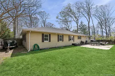 680 Westview Drive, Mattituck, NY 11952 - Photo 17