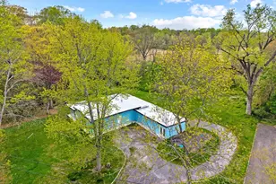 107A Wildwood Rd, Great Neck, NY 11024 - Photo 3
