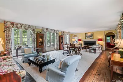 200 Cleft Road, Mill Neck, NY 11765 - Photo 9