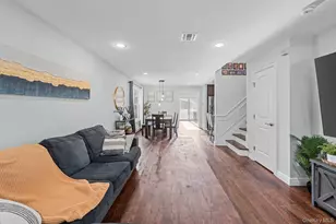 556 Park Ave, West Hempstead, NY 11552 - Photo 21