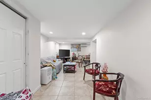 556 Park Ave, West Hempstead, NY 11552 - Photo 27