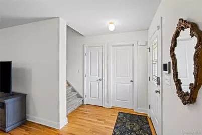 3 Clear Creek Court, Huntington Station, NY 11746 - Photo 7