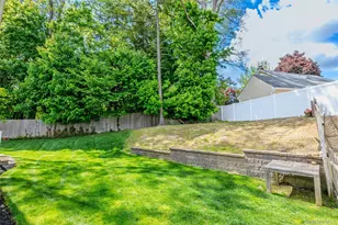3 Clear Creek Ct, Huntington Station, NY 11746 - Photo 41