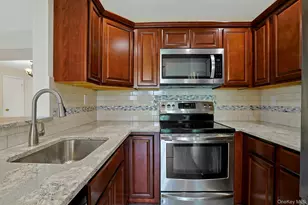 78 Independence Ct, Yorktown Heights, NY 10598 - Photo 7