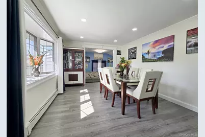 17 Gregory Drive, Ronkonkoma, NY 11779 - Photo 3