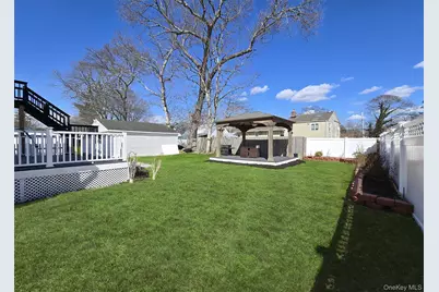 17 Gregory Drive, Ronkonkoma, NY 11779 - Photo 19