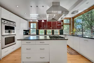 56 Westminster Road, Scarsdale, NY 10583 - Photo 7