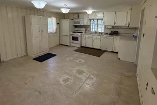 15 Hamilton Rd, Hopewell Junction, NY 12533 - Photo 7