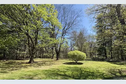 15 Hamilton Road, Hopewell Junction, NY 12533 - Photo 3