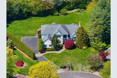 46 Hunting Hollow Court, Dix Hills, NY 11746 - Photo 3