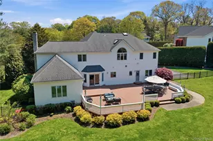 46 Hunting Hollow Ct, Dix Hills, NY 11746 - Photo 31