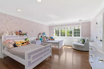 46 Hunting Hollow Court, Dix Hills, NY 11746 - Photo 25